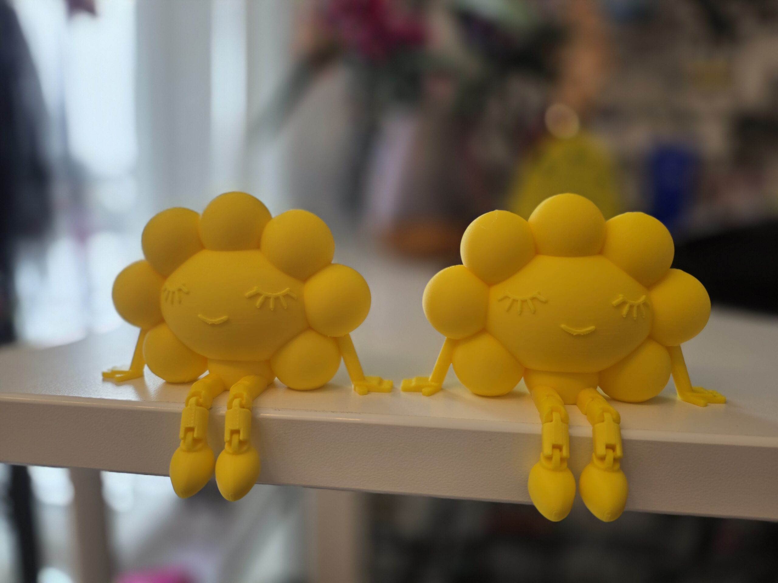 Blumenmädchen mit beweglichen Beinen